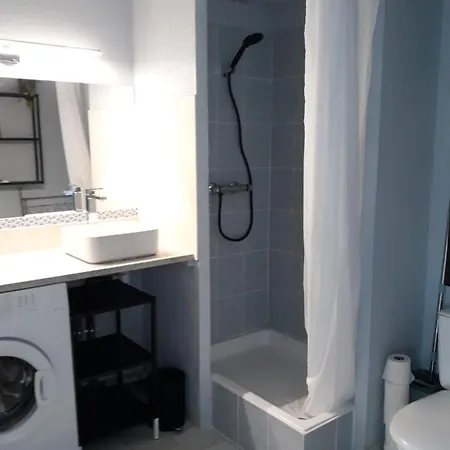 Apartment En Bord De *